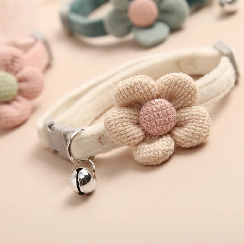Collier chat clochette